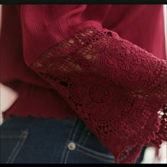 Off the shoulder top - Picture 2 of 6